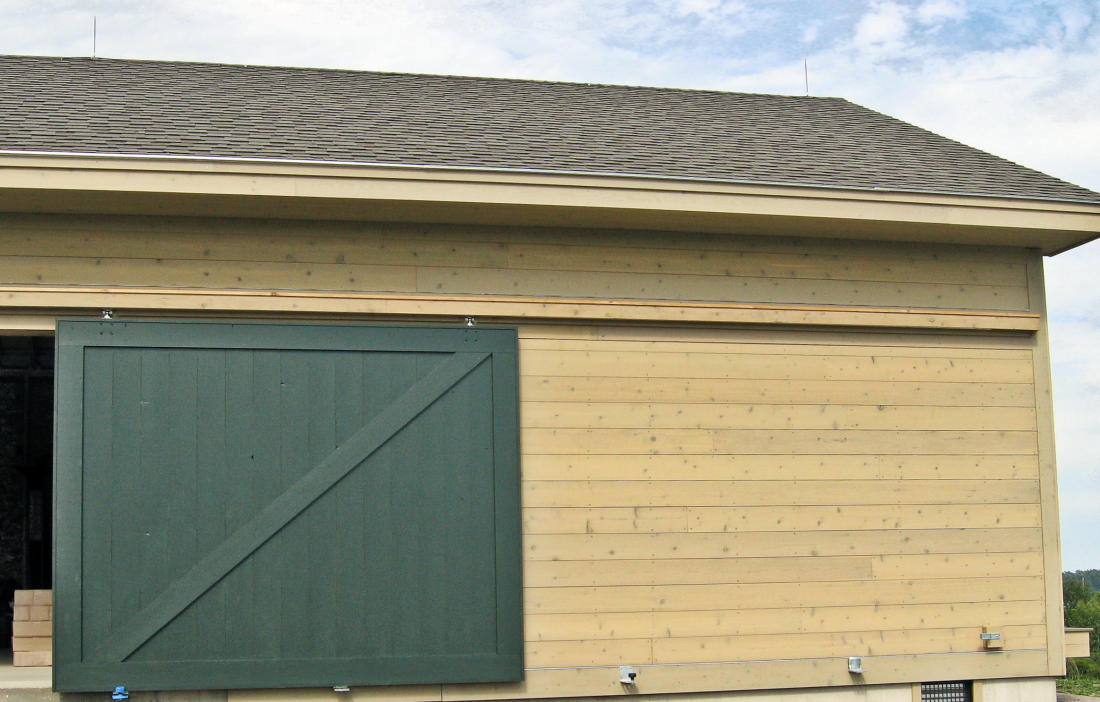 Shiplap Cedar Siding pattern - Barn horizontal installation